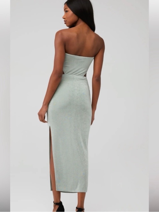Runaway Jodi midi dress sage green - Picture 2 of 9